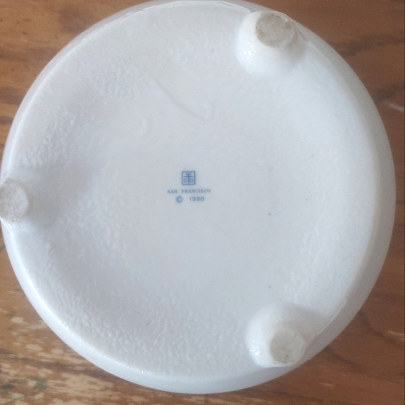 Vtg 1980 Ceramic Cachepot 3 Footed Planter Vase Bowl Floral Design San Francisco - Picture 3 of 14